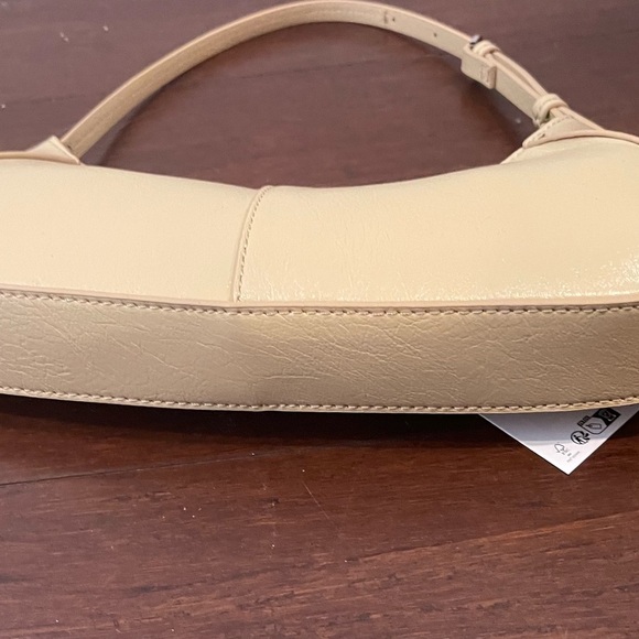 nwt sold out zara elongated Shoulder Bag vanilla yellow - Picture 8 of 12